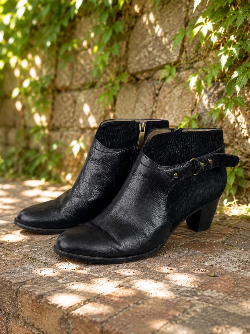 ANYI LU Quiet Luxury Black Leather Zip Back Textured Block Heel Ankle Boots, 39